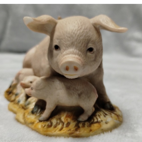 Vintage Homco Porcelain Pig Figurine Sow with Piglets 1443 Made in Taiwan - Picture 13 of 13